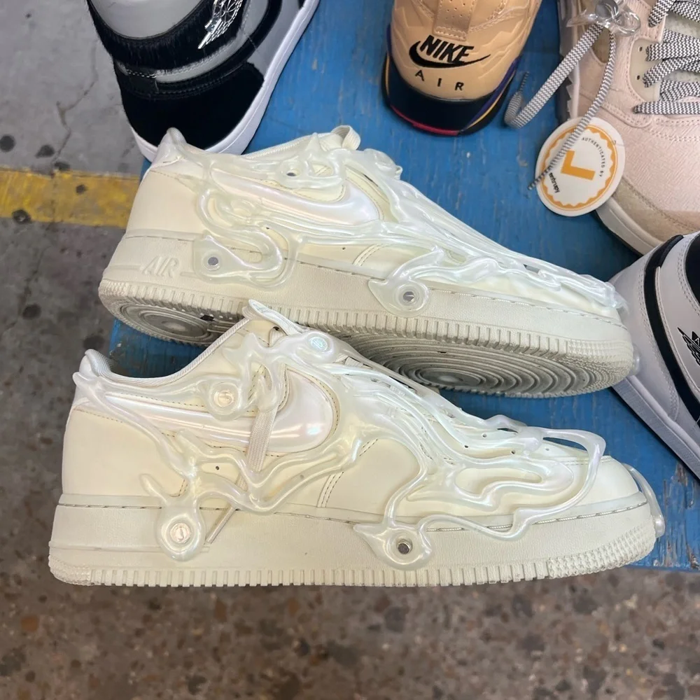 Nike stylish athletic